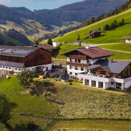 Bio Bauernhof Oberbenk וואגריין